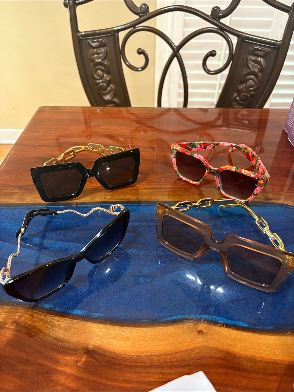 Designer-Inspired Black Chain-Arm Sunglasses